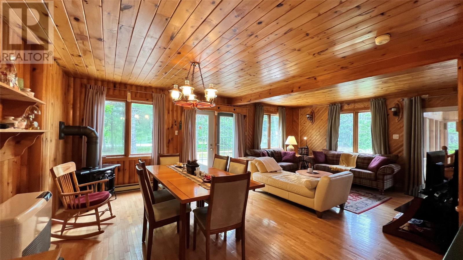 31 Terra Nova Road, Terra Nova, NL - Indoor