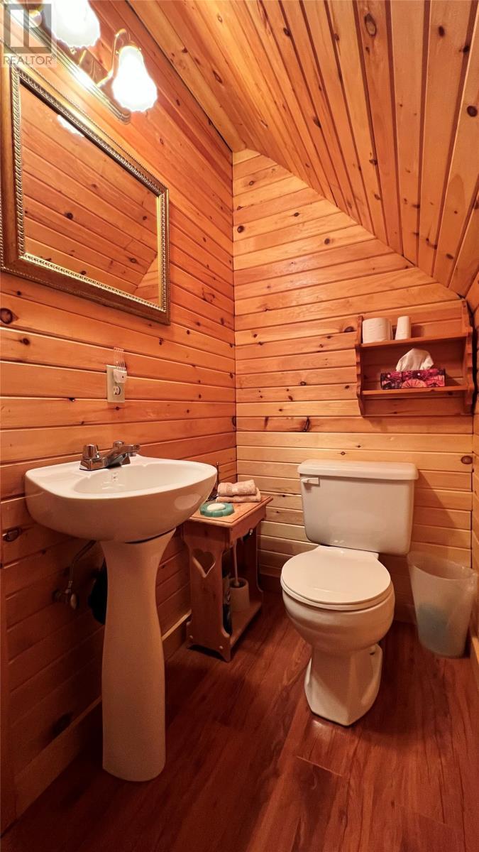 1/2 bath - 31 Terra Nova Road, Terra Nova, NL - Indoor Photo Showing Bathroom