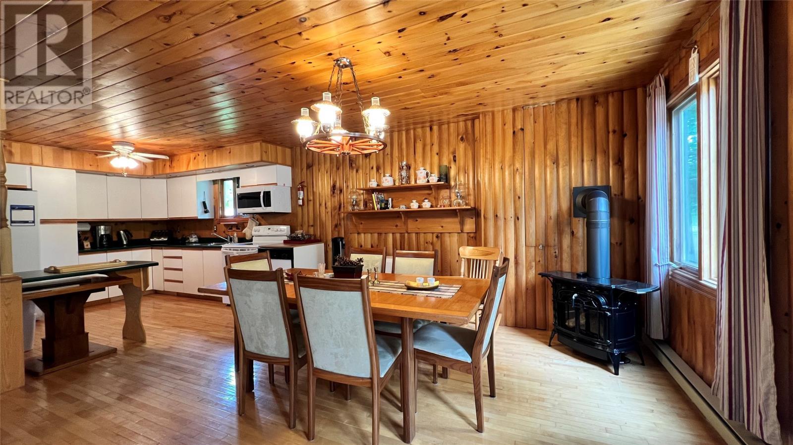 31 Terra Nova Road, Terra Nova, NL - Indoor Photo Showing Dining Room