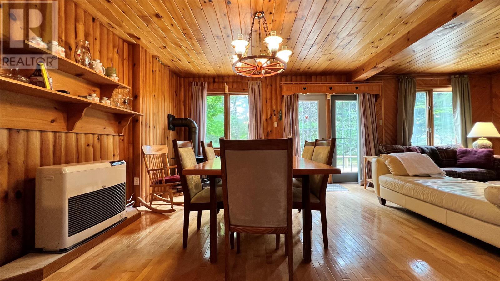 31 Terra Nova Road, Terra Nova, NL - Indoor