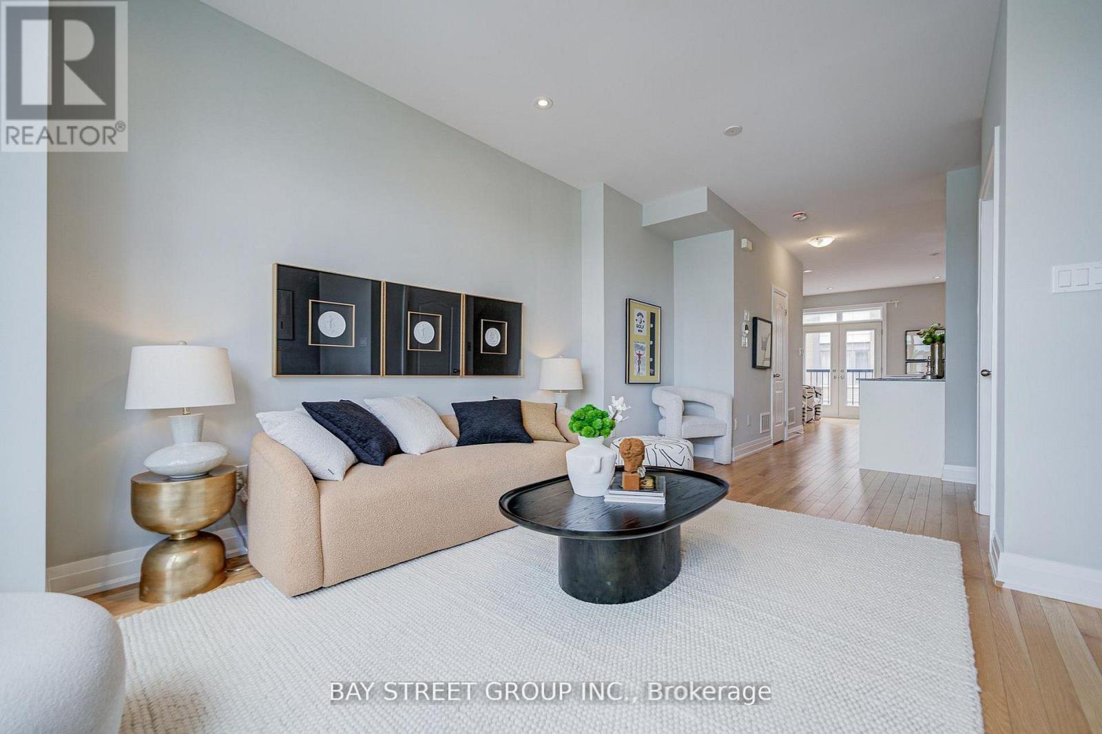 6 Teasel Way, Markham, ON - Indoor Photo Showing Living Room