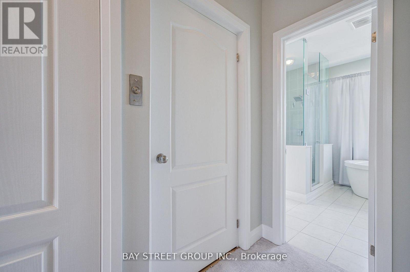 6 Teasel Way, Markham, ON - Indoor Photo Showing Bathroom