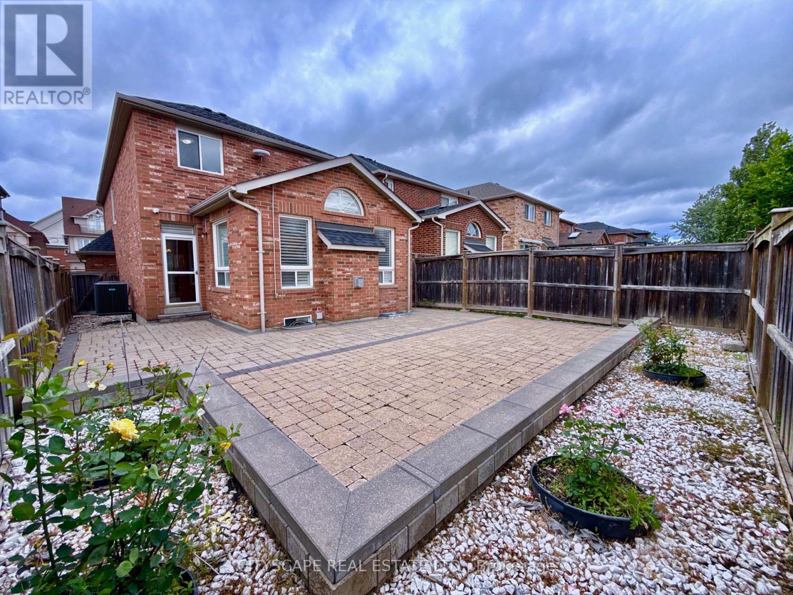 5409 Bestview Way, Mississauga, ON - Outdoor