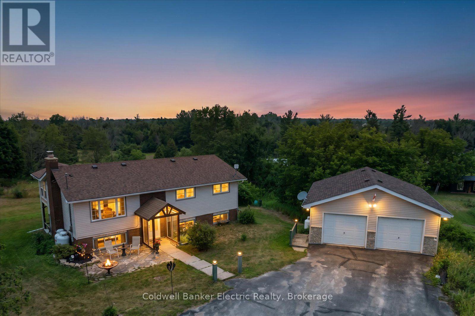 1657 4Th Line, Douro-Dummer, ON - Outdoor