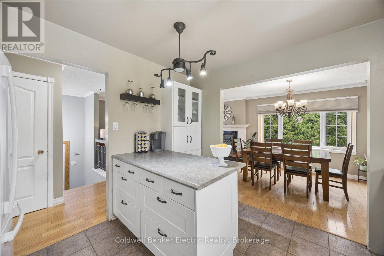 1657 4Th Line, Douro-Dummer, ON - Indoor Photo Showing Dining Room