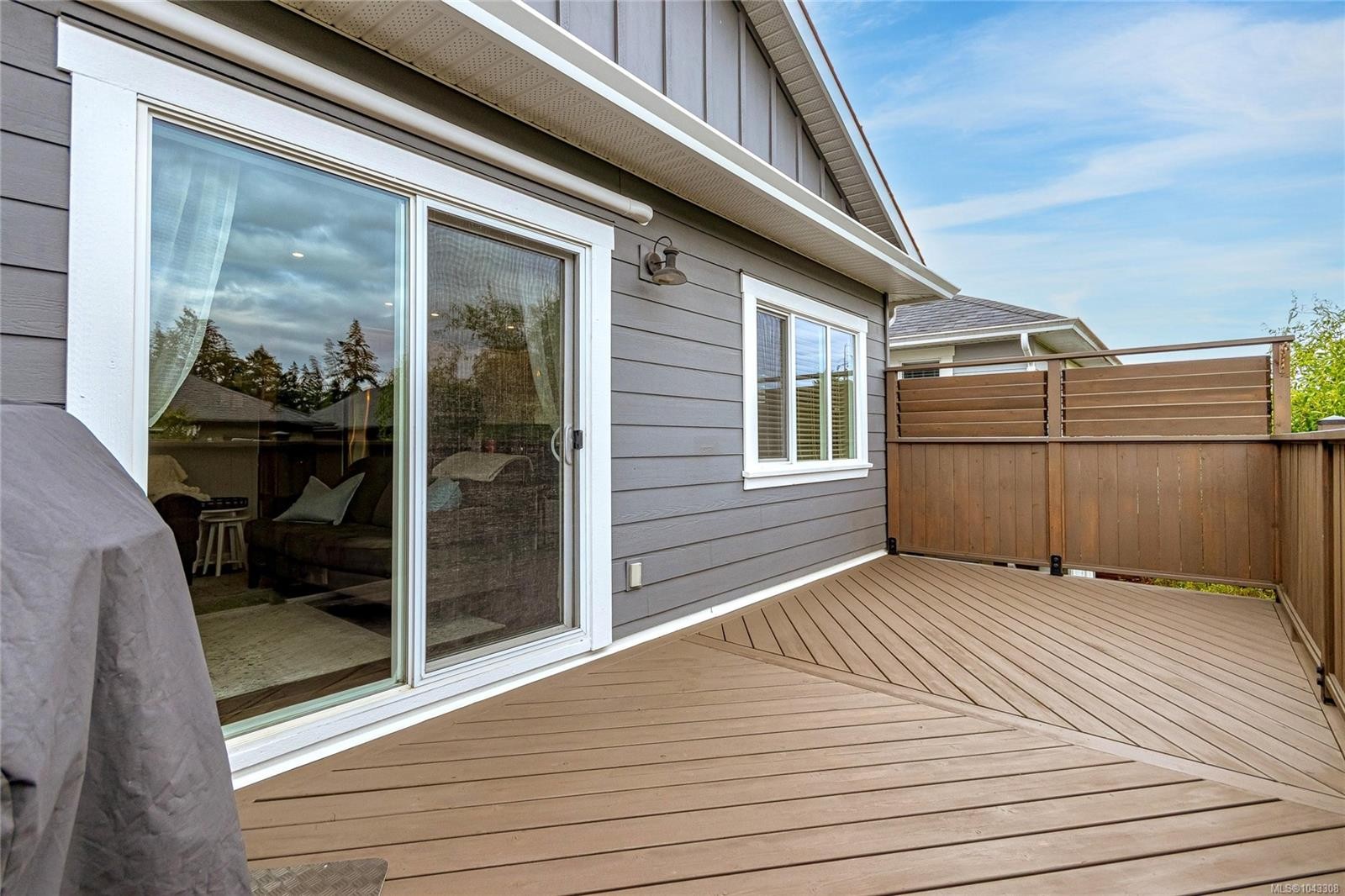 3374 Hazelwood Rd, Langford, BC