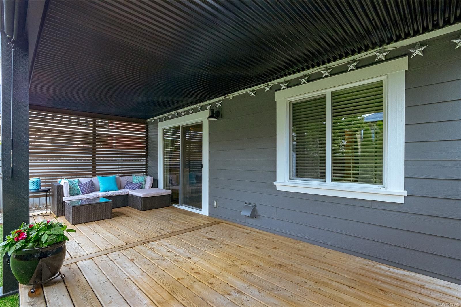 3374 Hazelwood Rd, Langford, BC