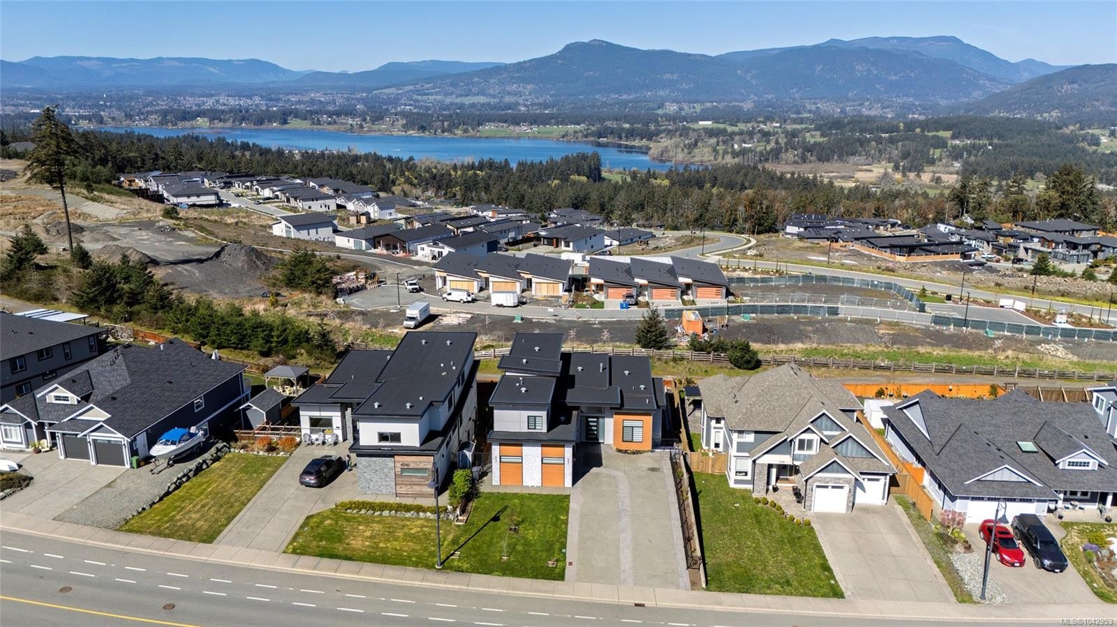 6334 Nevilane Dr, Duncan, BC