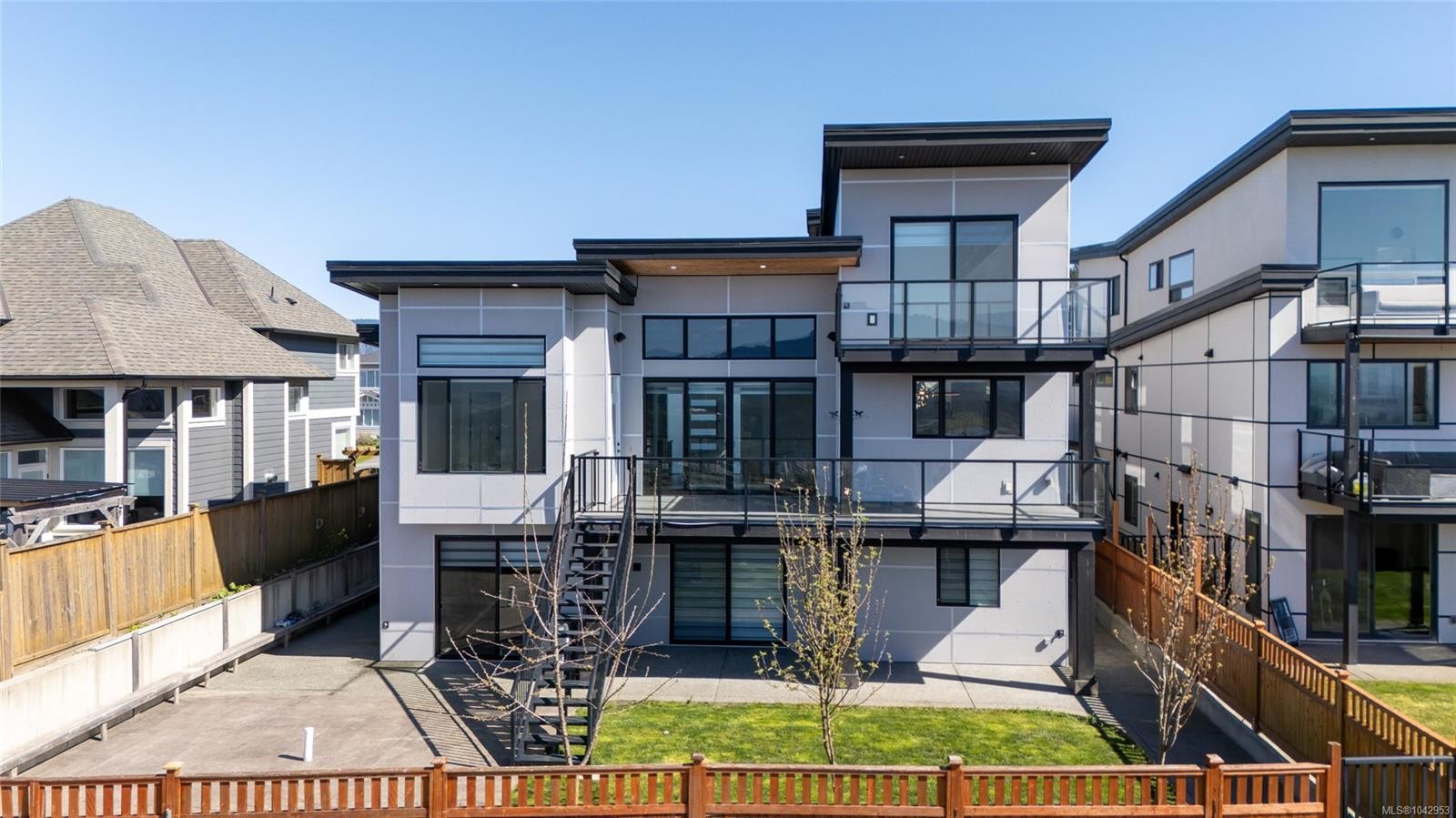 6334 Nevilane Dr, Duncan, BC