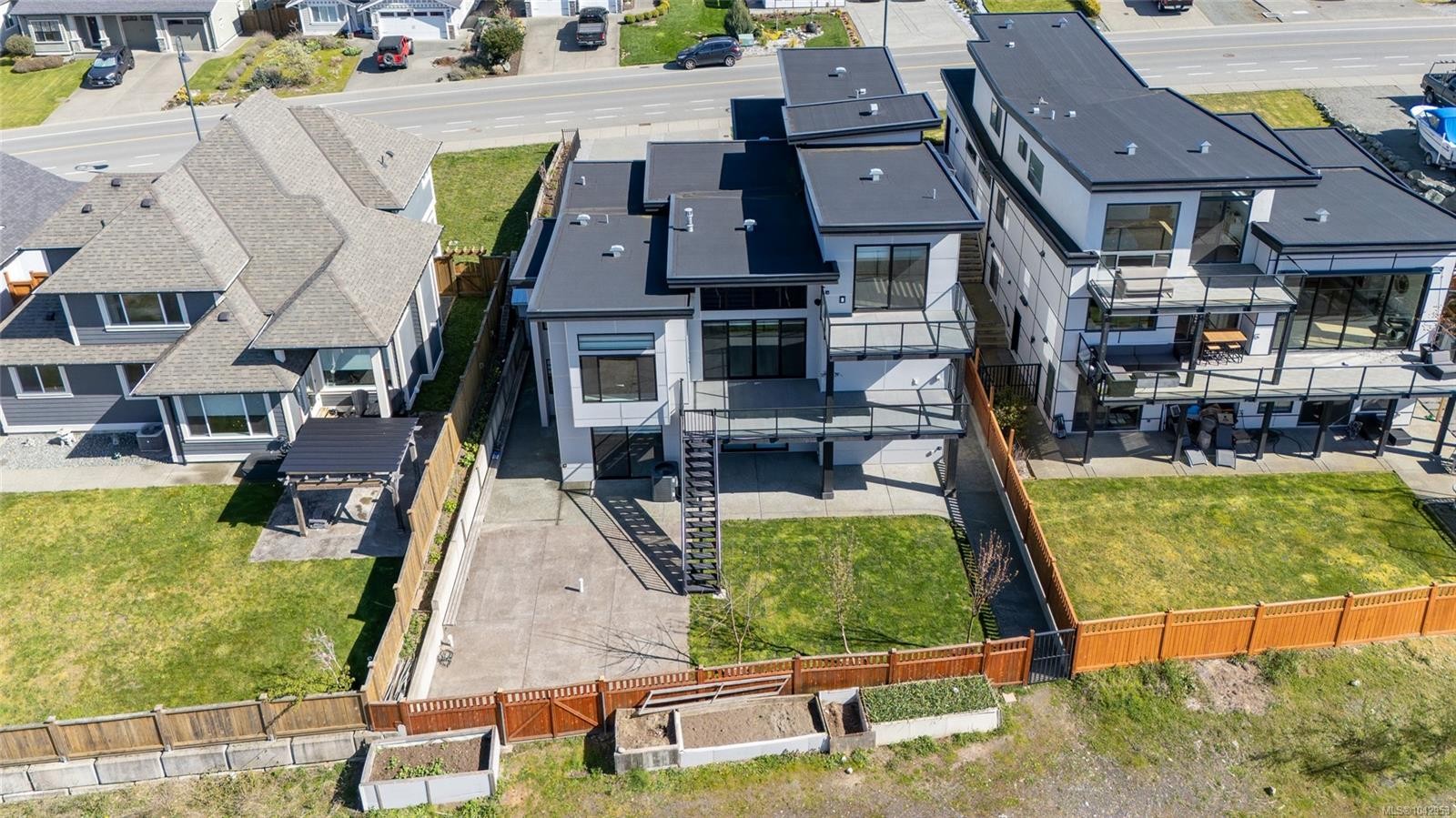 6334 Nevilane Dr, Duncan, BC