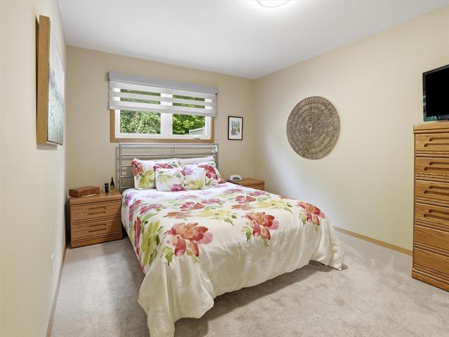 192 Pulberry St, Winnipeg, MB - Indoor Photo Showing Bedroom