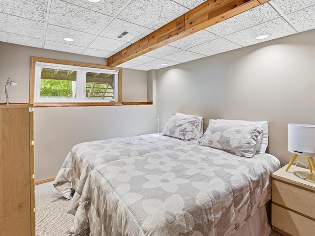 192 Pulberry St, Winnipeg, MB - Indoor Photo Showing Bedroom