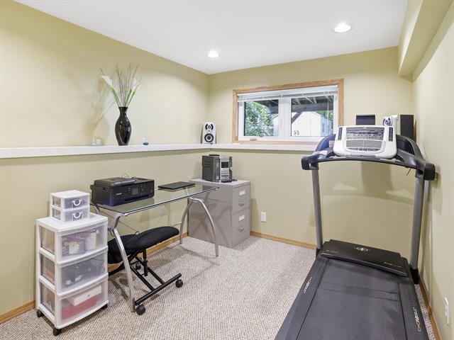192 Pulberry St, Winnipeg, MB - Indoor