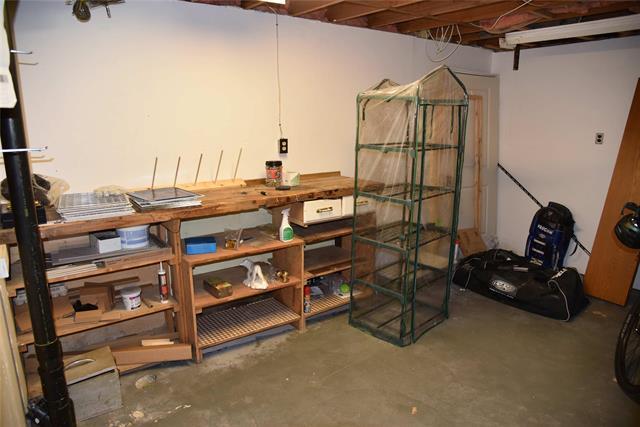 86 Mutchmor Cl, Winnipeg, MB - Indoor Photo Showing Basement