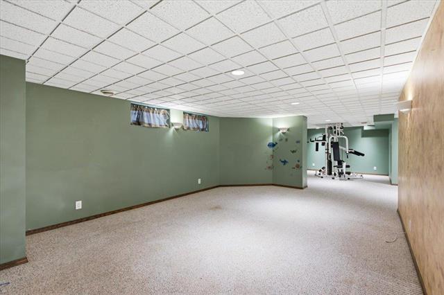 520 Christie Rd, Winnipeg, MB - Indoor
