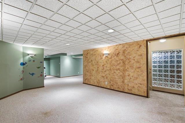 520 Christie Rd, Winnipeg, MB - Indoor Photo Showing Other Room