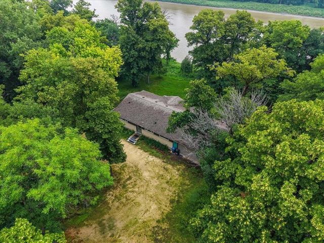 520 Christie Rd, Winnipeg, MB - Outdoor