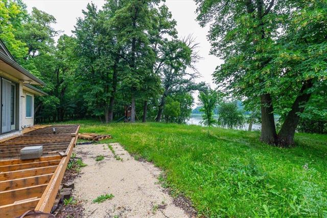 520 Christie Rd, Winnipeg, MB - Outdoor