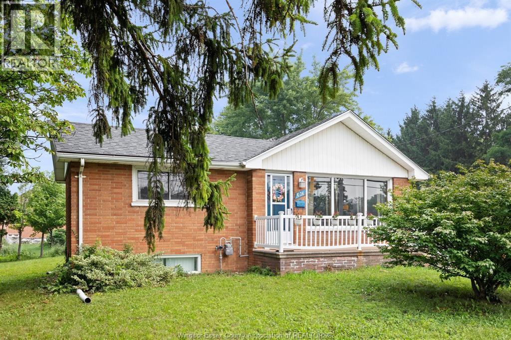 636 Cabana, Windsor, ON - Outdoor