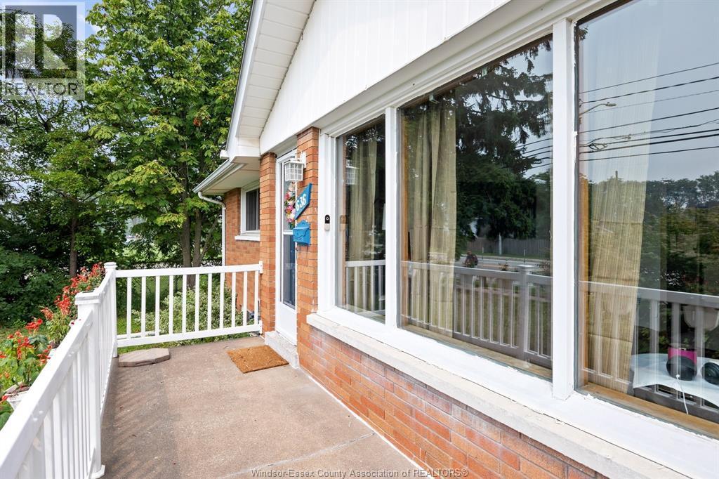 636 Cabana, Windsor, ON - Outdoor With Deck Patio Veranda With Exterior