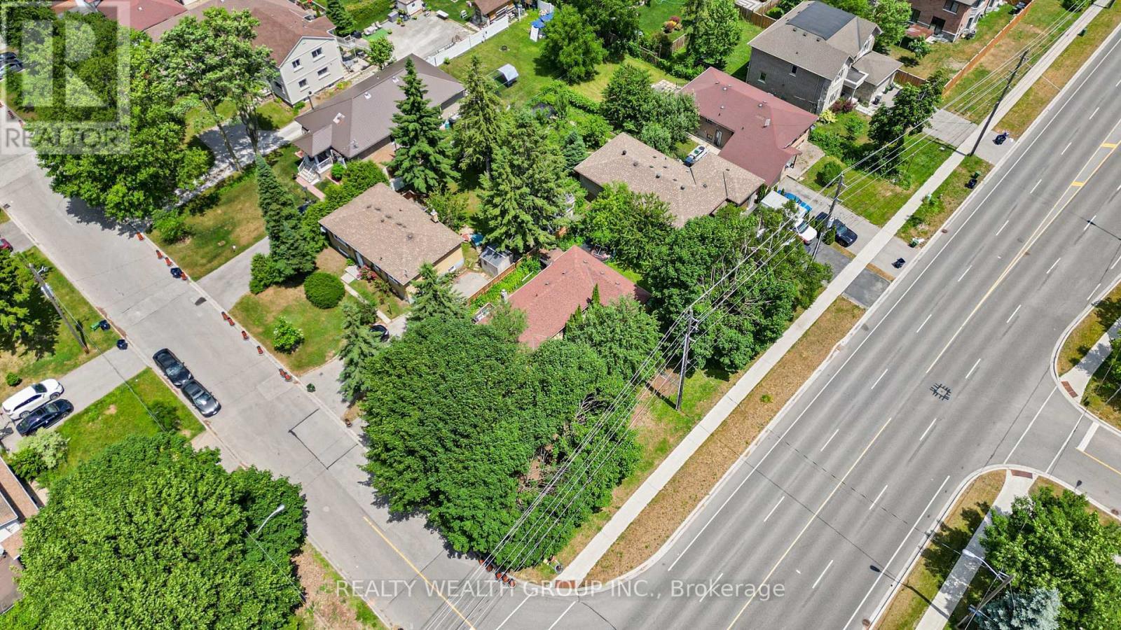 4450 Lawrence Avenue E, Toronto, ON - Outdoor With View