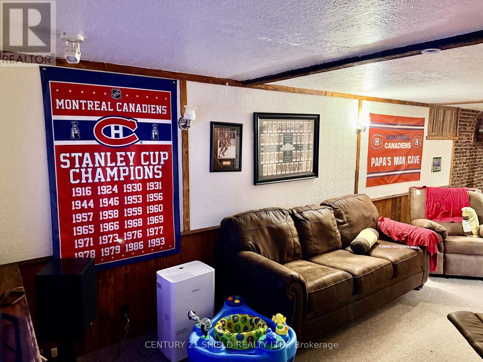 Rec. Rm. - 785 Sandfield Crescent, Cornwall, ON - Indoor