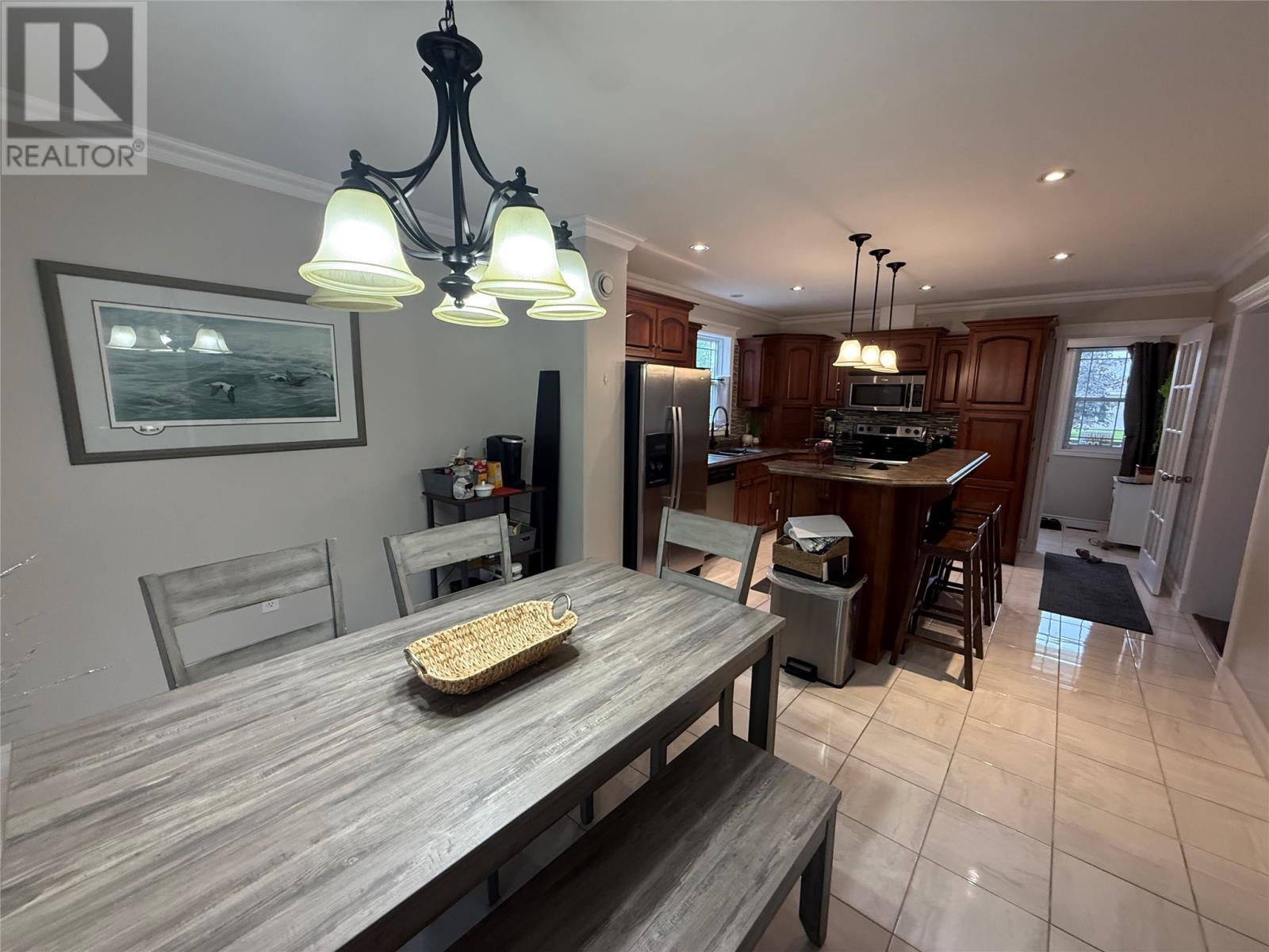 2 Matthews Place, Springdale, NL - Indoor Photo Showing Dining Room