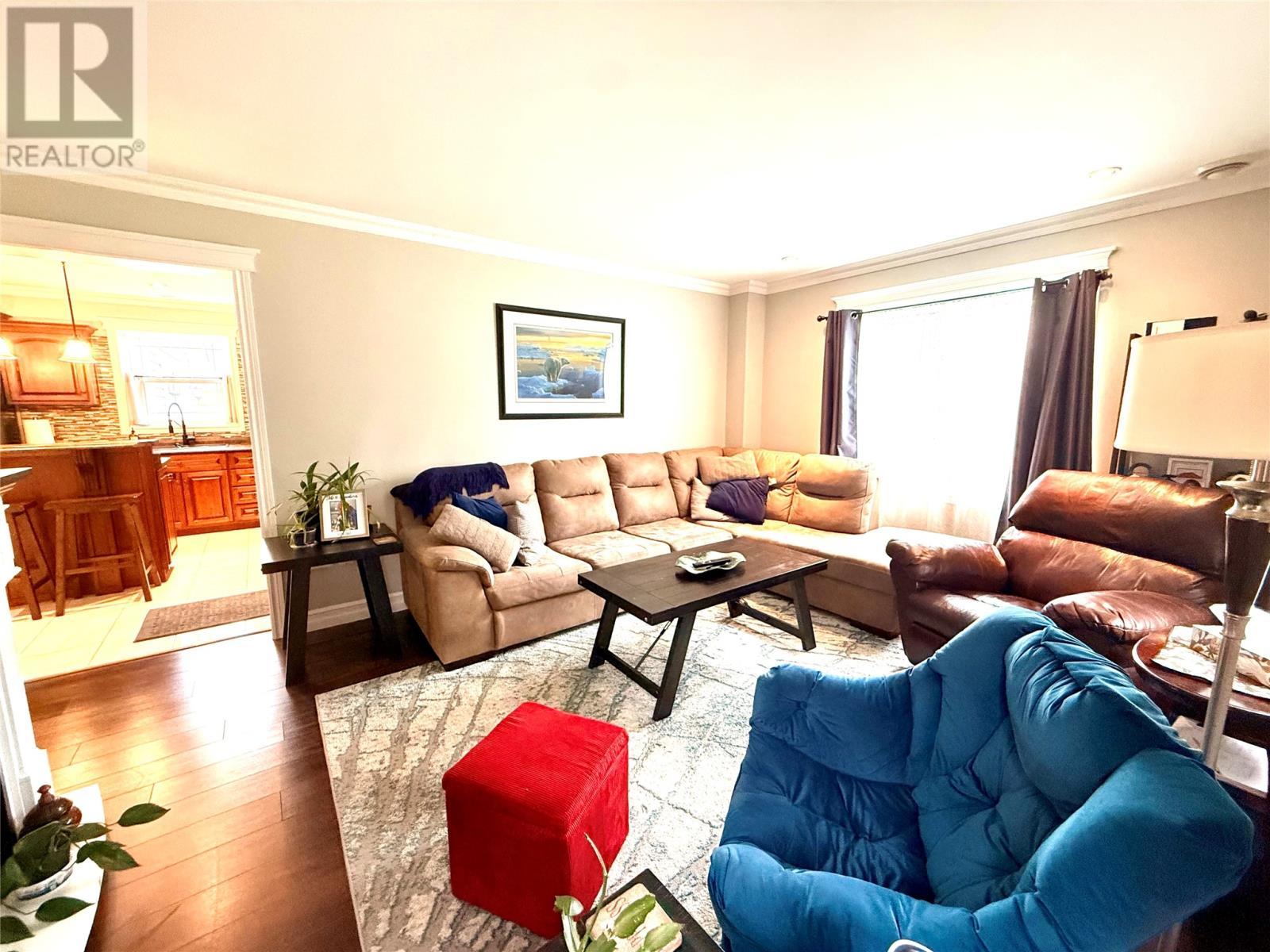 2 Matthews Place, Springdale, NL - Indoor Photo Showing Living Room