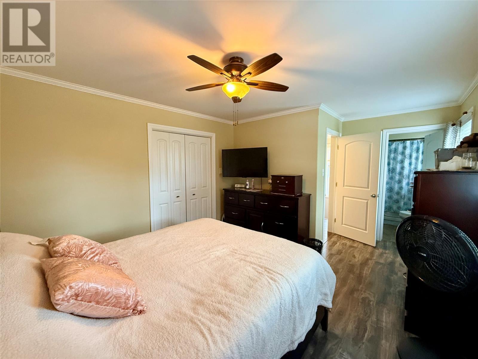 2 Matthews Place, Springdale, NL - Indoor Photo Showing Bedroom