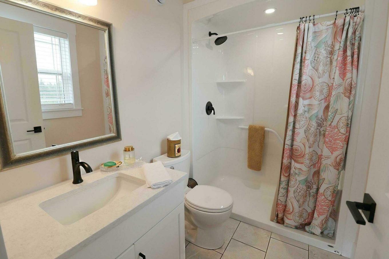 8 Keaton Drive, Charlottetown, PE - Indoor Photo Showing Bathroom