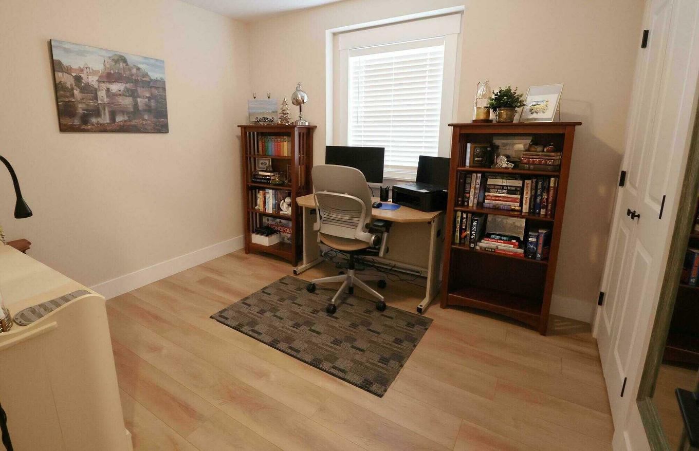 8 Keaton Drive, Charlottetown, PE - Indoor Photo Showing Office