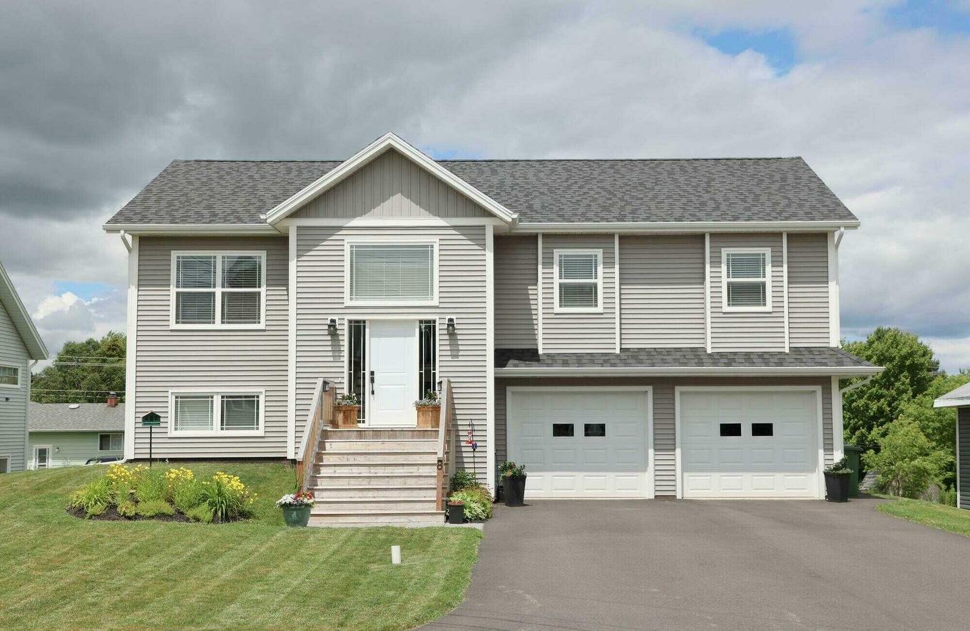 8 Keaton Drive, Charlottetown, PE - Outdoor With Facade