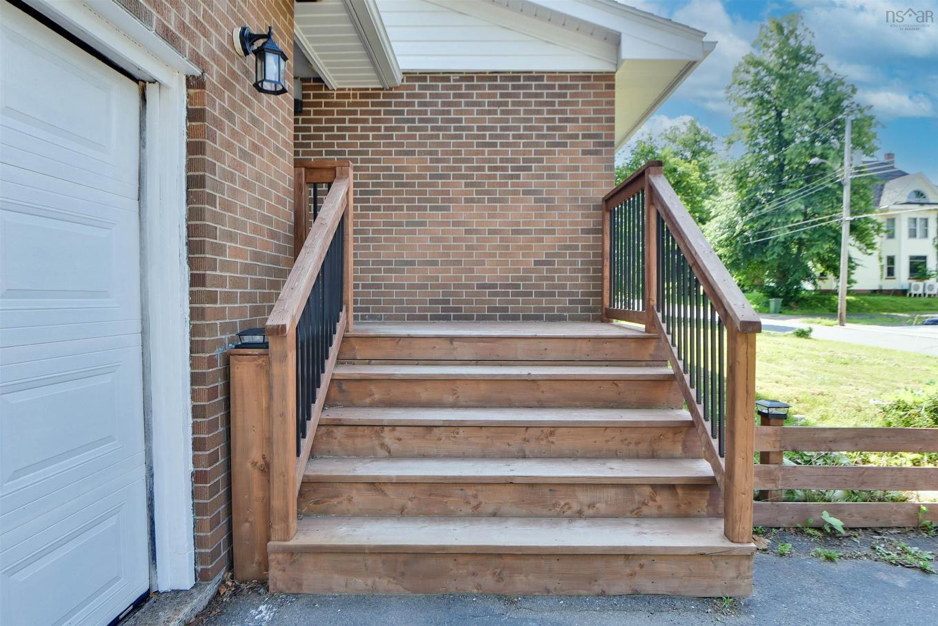 254 George Street, New Glasgow, NS