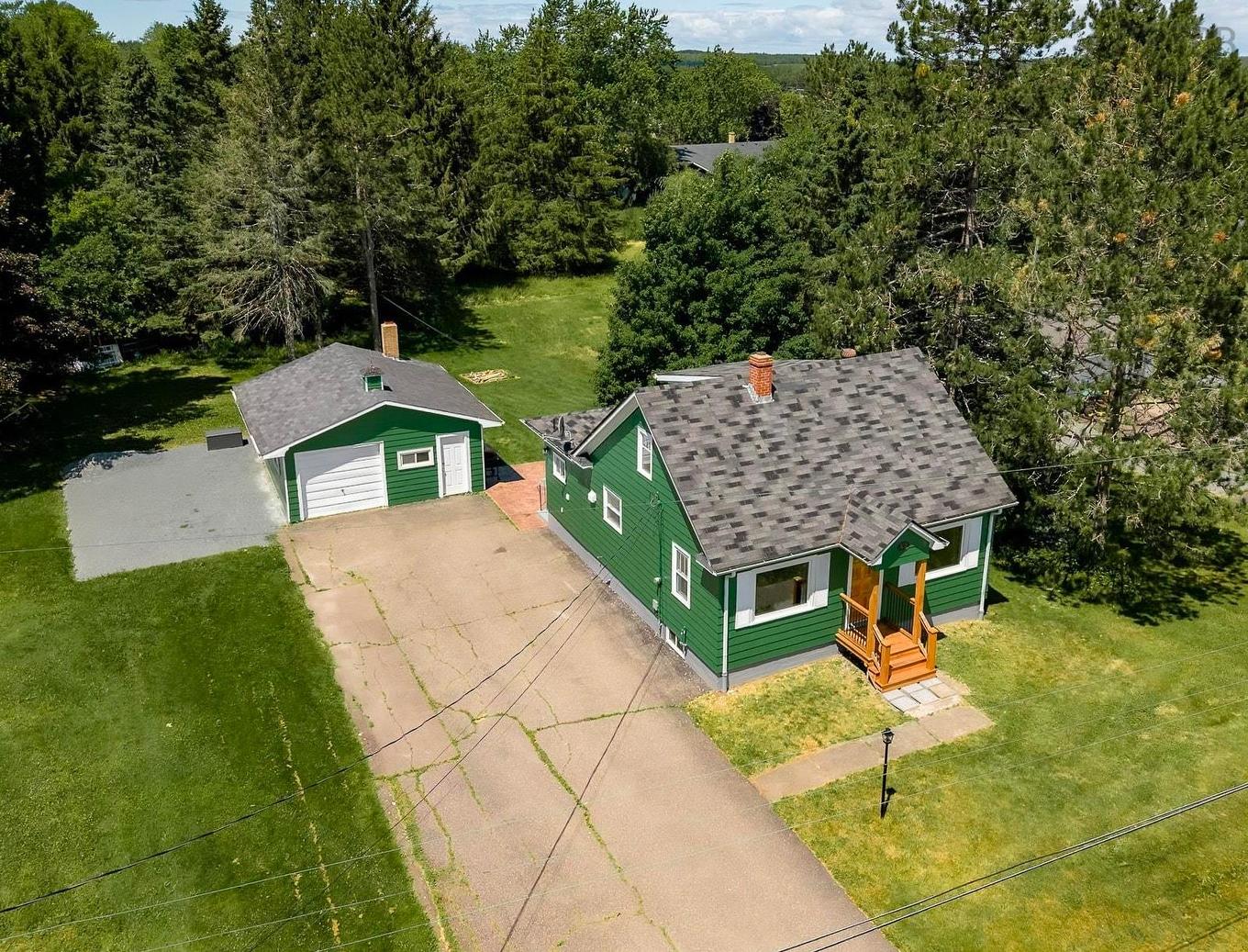 42 Asquith Avenue, Stewiacke, NS - Outdoor