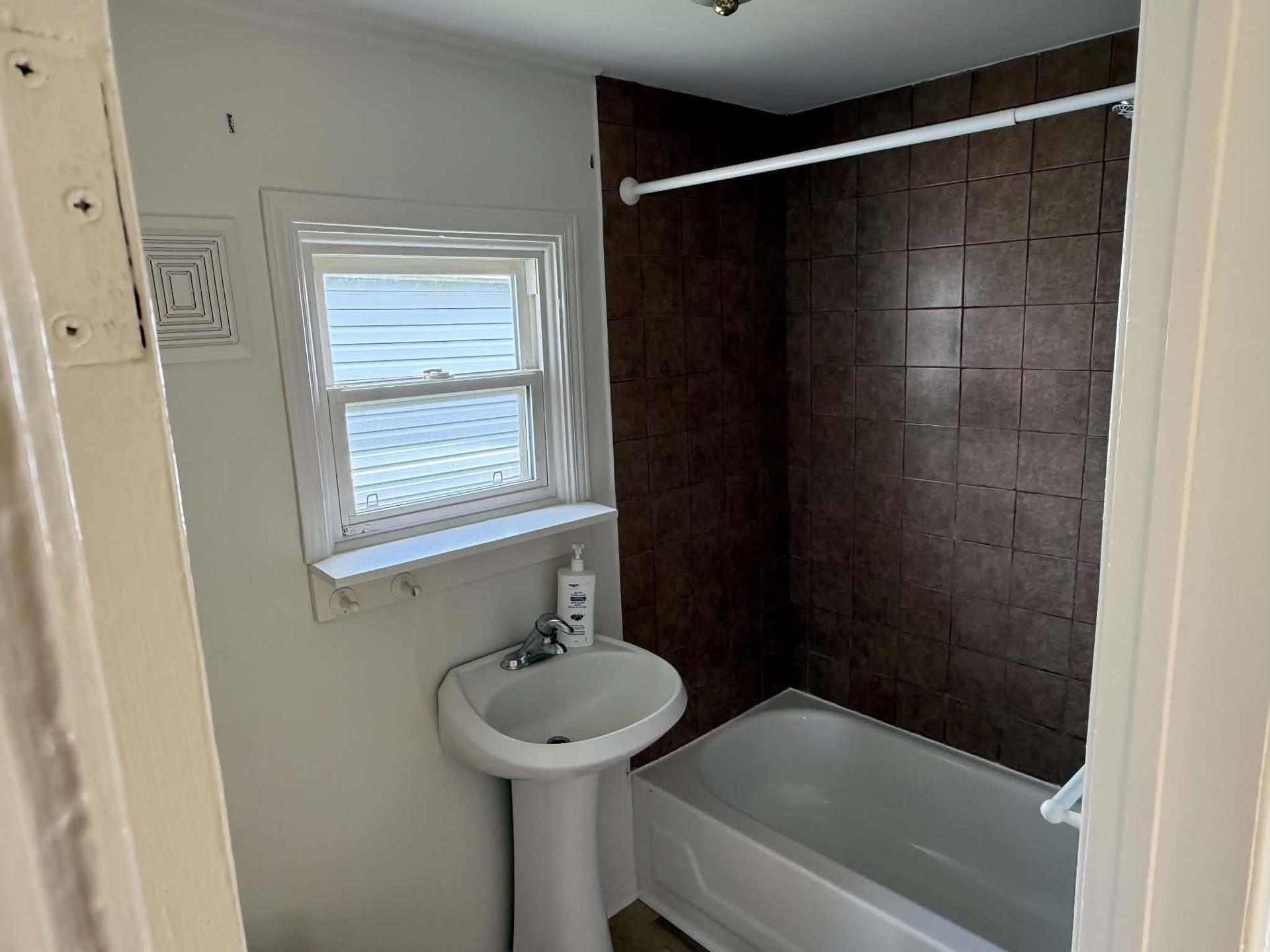 251 Granville Street, Summerside, PE - Indoor Photo Showing Bathroom