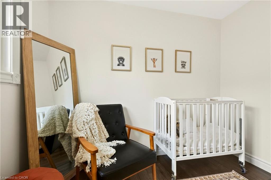 85 Lavina Crescent, Hamilton, ON - Indoor Photo Showing Bedroom