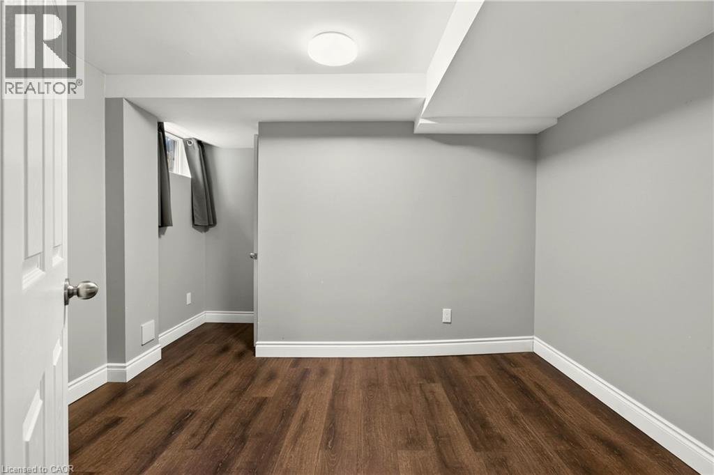 85 Lavina Crescent, Hamilton, ON - Indoor Photo Showing Other Room
