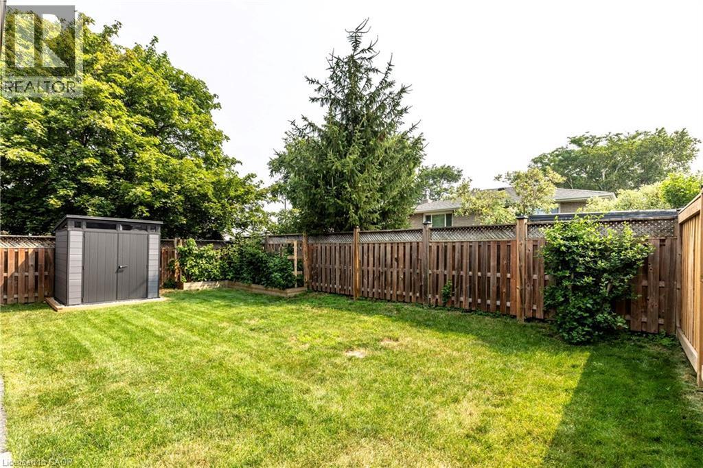 85 Lavina Crescent, Hamilton, ON - Outdoor With Backyard