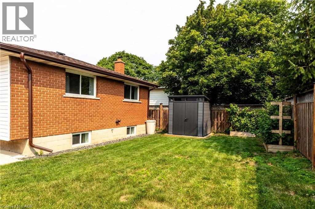 85 Lavina Crescent, Hamilton, ON - Outdoor
