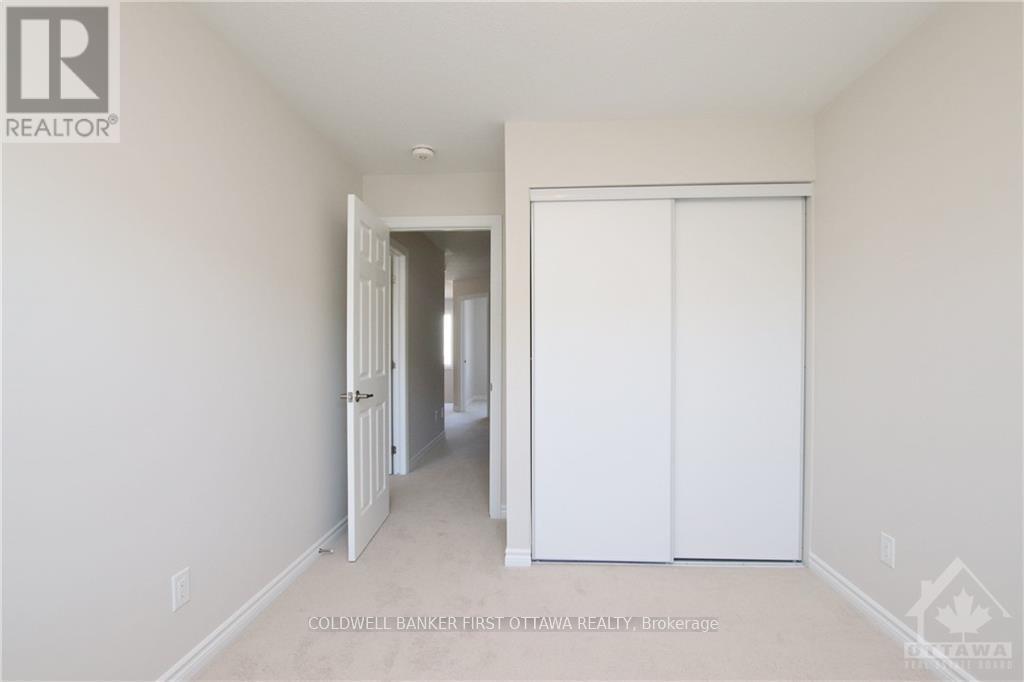 Imported from oreb - 236 Atima Circle, Ottawa, ON - Indoor Photo Showing Other Room