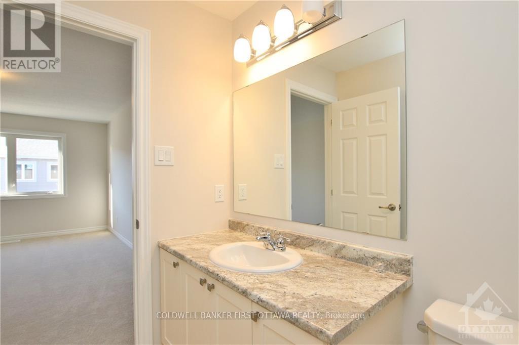 Imported from oreb - 236 Atima Circle, Ottawa, ON - Indoor Photo Showing Bathroom