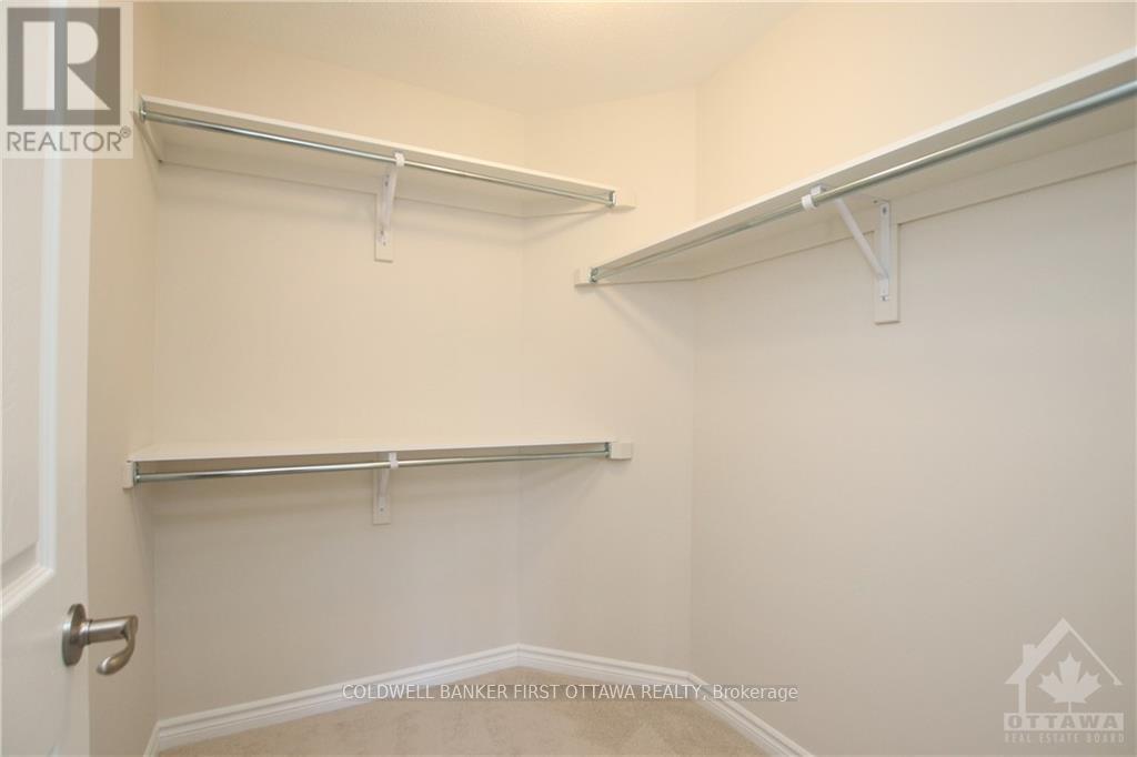 Imported from oreb - 236 Atima Circle, Ottawa, ON - Indoor With Storage