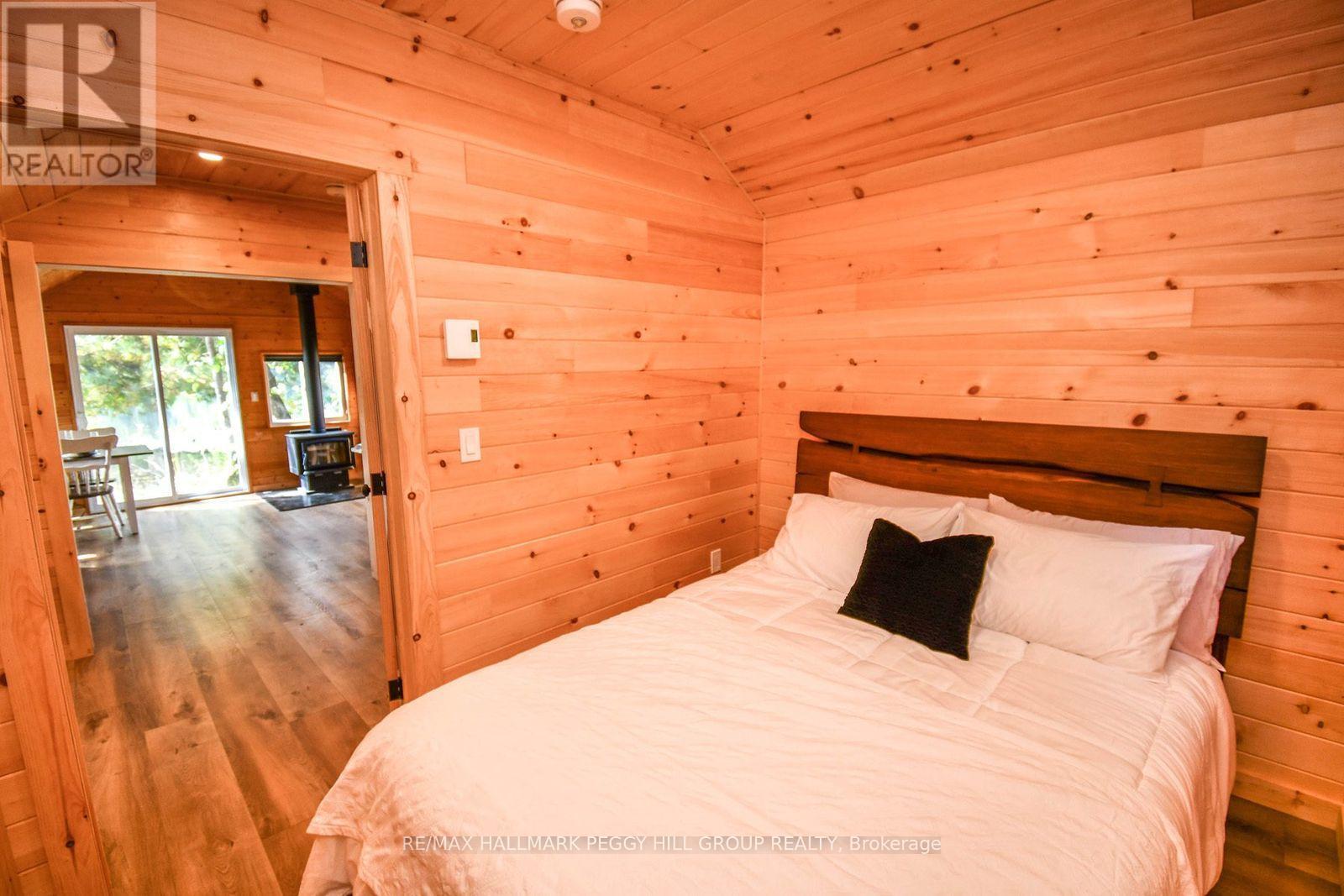 8863 Highway 17 E, Calvin, ON - Indoor Photo Showing Bedroom