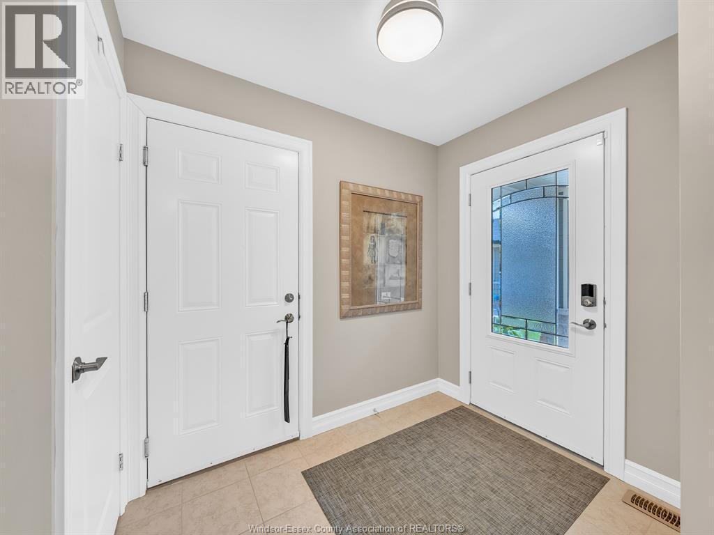 2425 Skinner, Lasalle, ON - Indoor Photo Showing Other Room