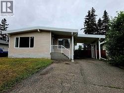 2484 LISGAR CRESCENT Prince George, BC V2N 1C5