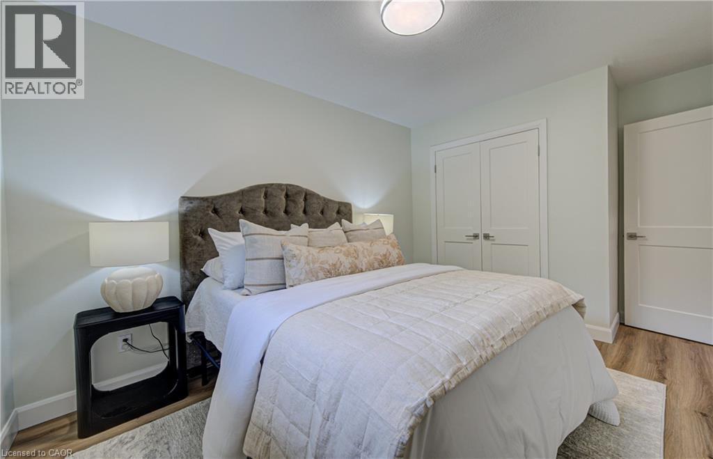 163 Lynnbrook Crescent, Waterloo, ON - Indoor Photo Showing Bedroom