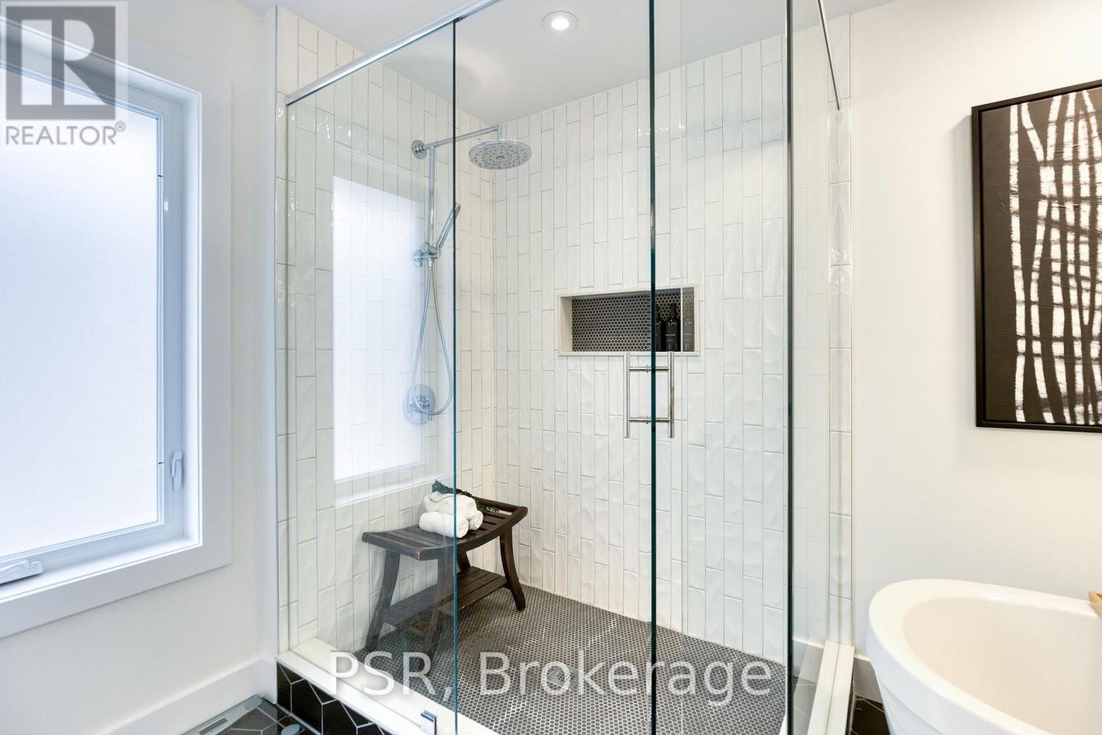 577 Doonwoods Crescent, Kitchener, ON - Indoor Photo Showing Bathroom