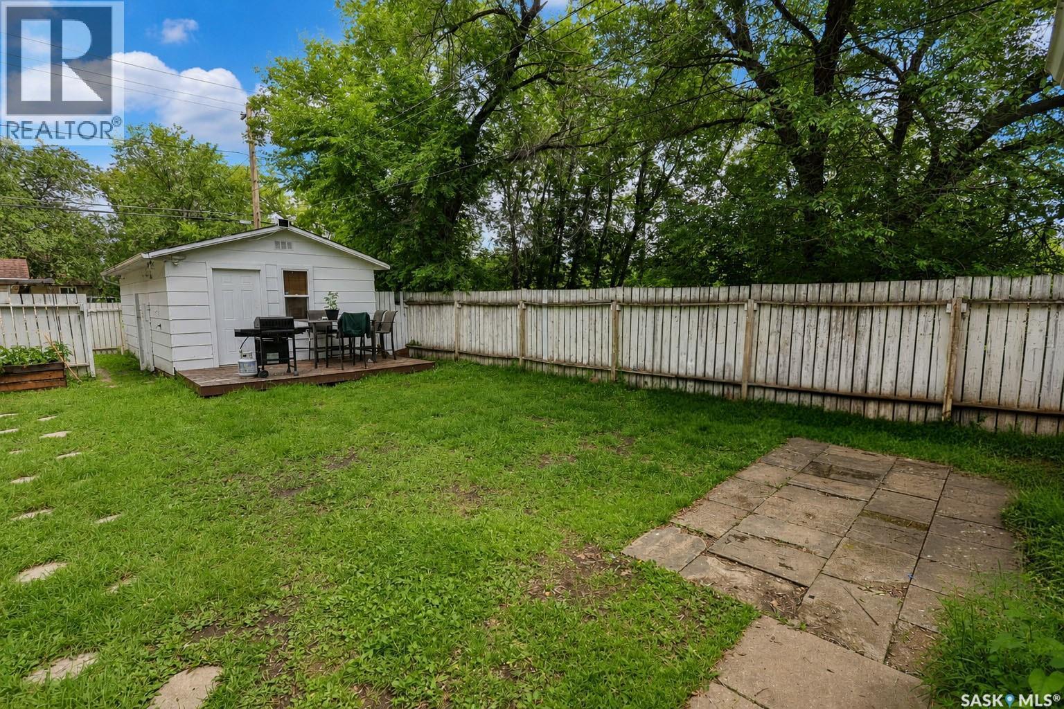 748 5Th Street E, Prince Albert, SK - Outdoor