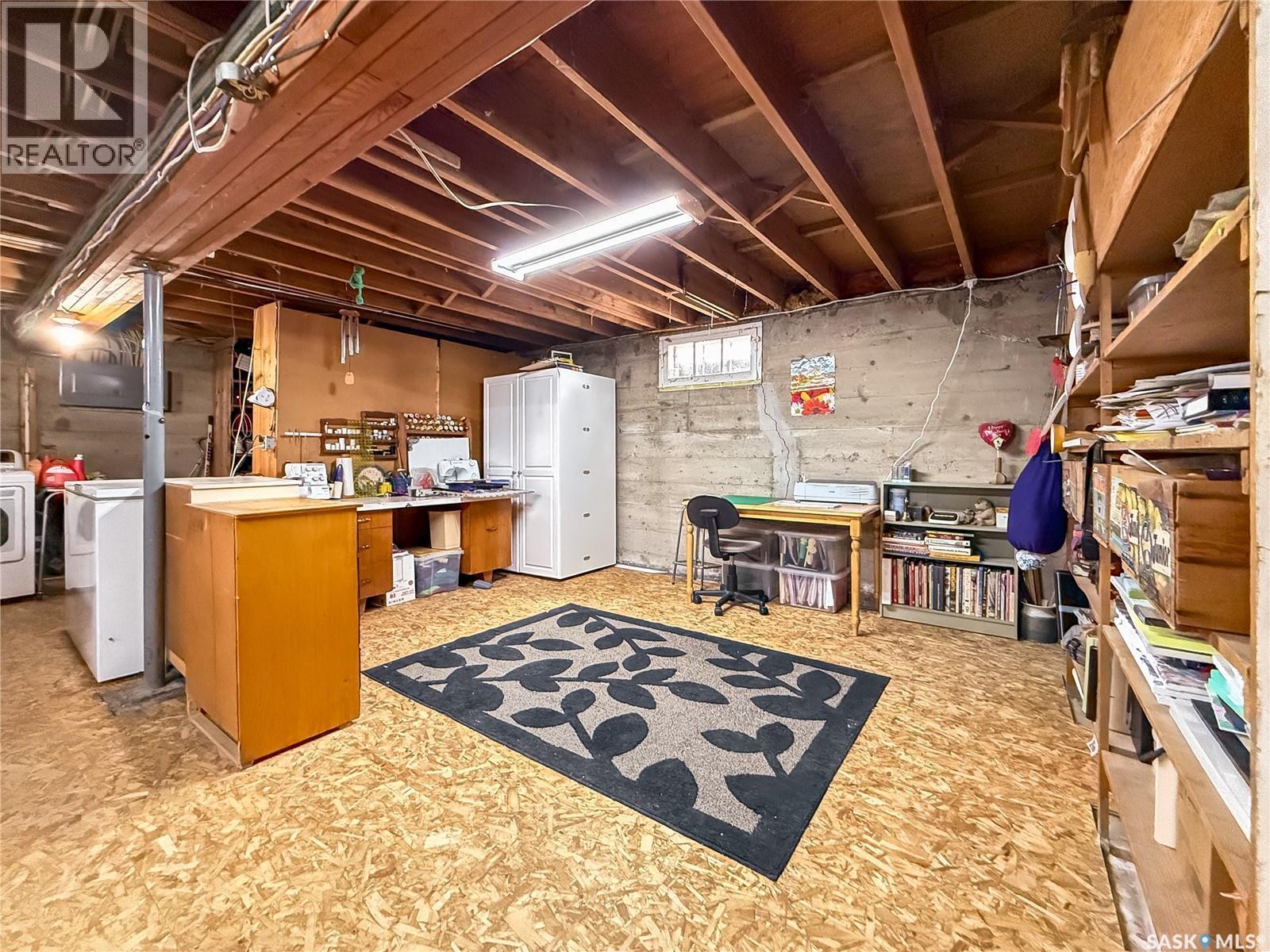 223 2Nd Avenue E, Frontier, SK - Indoor Photo Showing Basement