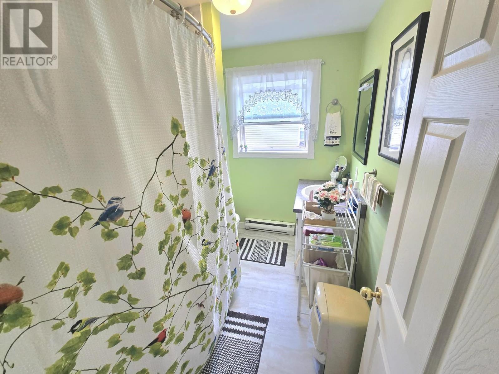 1 Stanley Avenue, Bishop'S Falls, NL